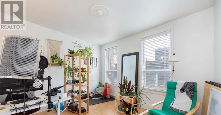 1446 Dundas Street W, Toronto, ON, M6J 1Y6 - 16