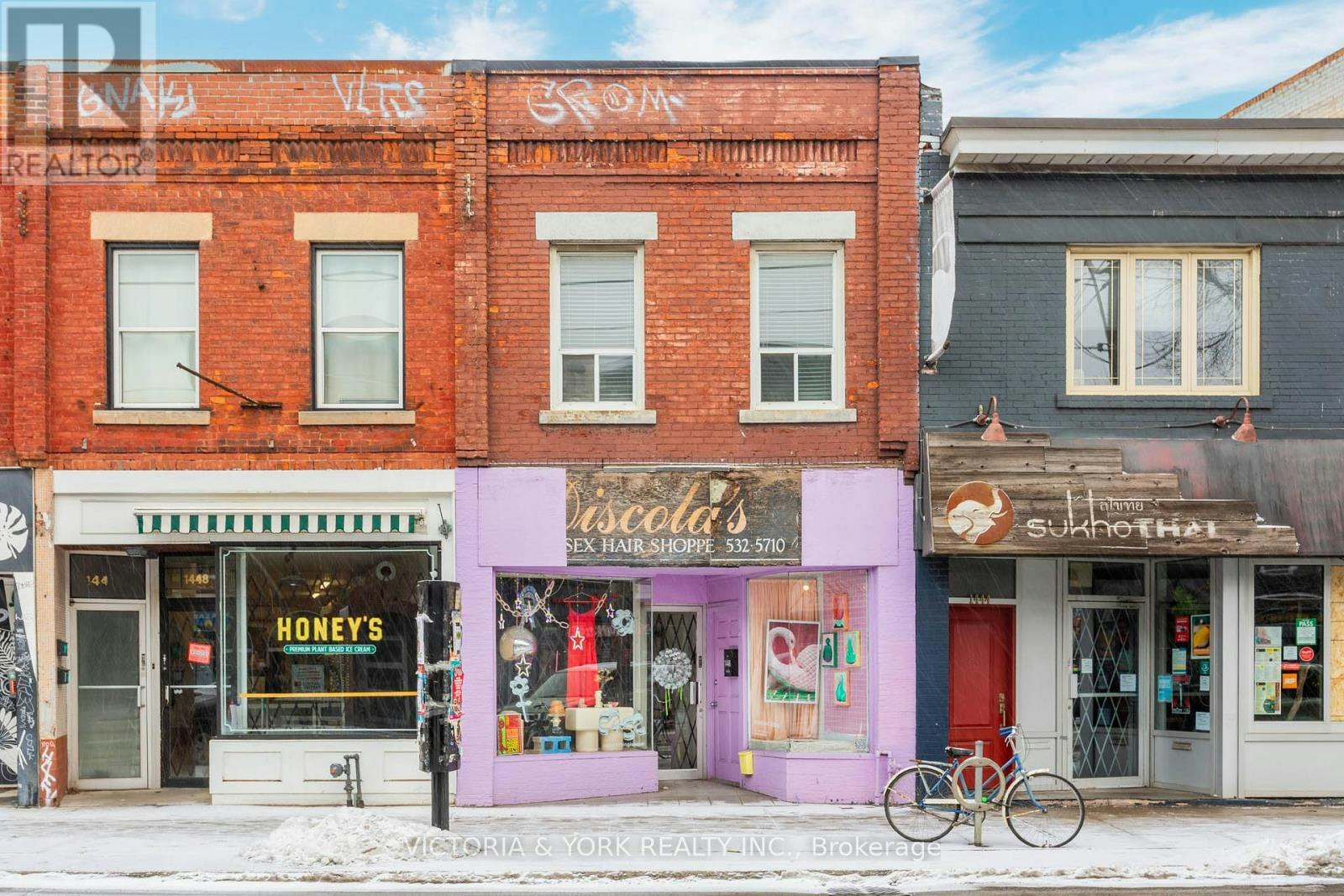 1446 Dundas Street W, Toronto, ON, M6J 1Y6