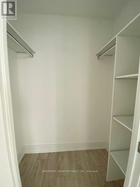 1806-10 Inn ON The Park Drive, Toronto, ON, M3C 0P9 - 6