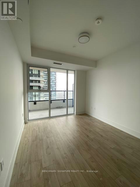 1806-10 Inn ON The Park Drive, Toronto, ON, M3C 0P9 - 5