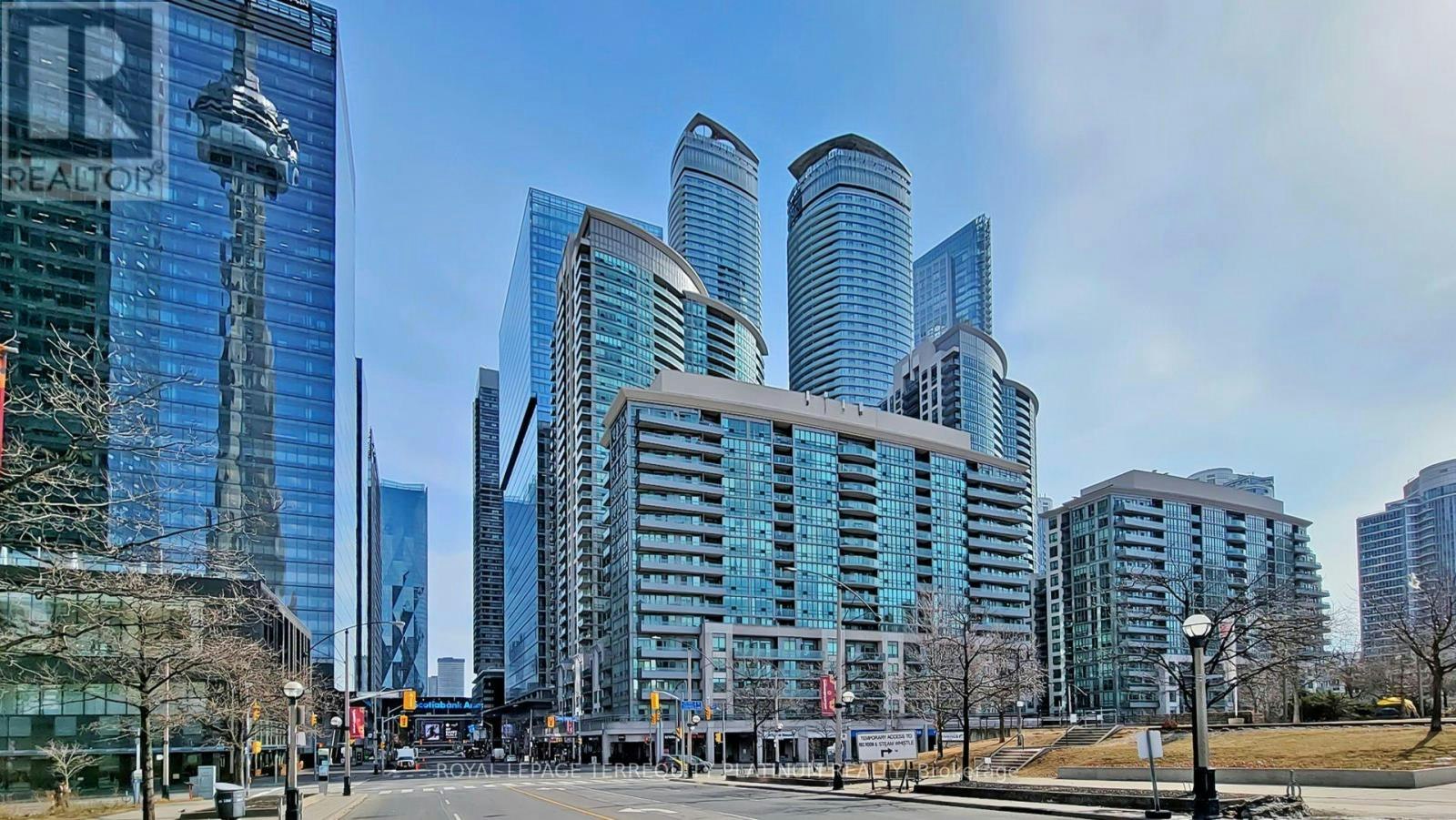 1907-30 Grand Trunk Crescent, Toronto, ON, M5J 3A4 - 2