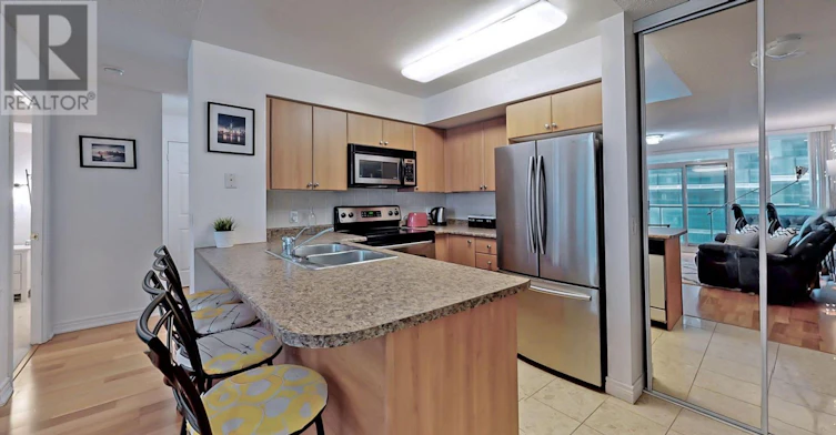 1907-30 Grand Trunk Crescent, Toronto, ON, M5J 3A4 - 6