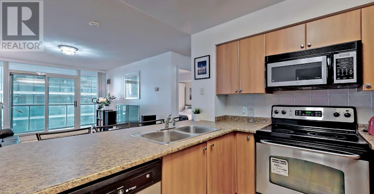 1907-30 Grand Trunk Crescent, Toronto, ON, M5J 3A4 - 8