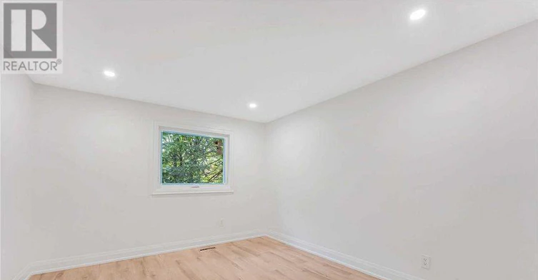 MAIN-129 Castle Rock Drive, Richmond Hill, ON, L4C 6A1 - 22