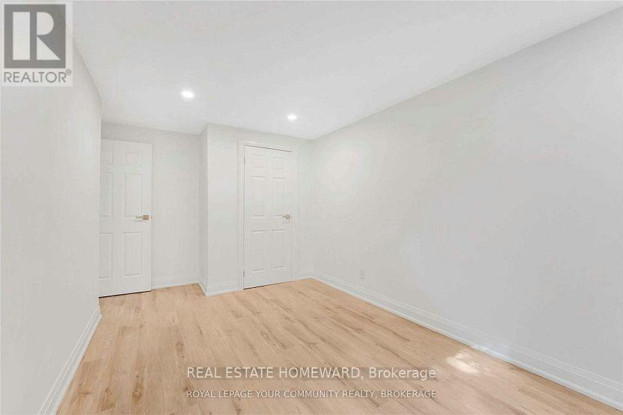 MAIN-129 Castle Rock Drive, Richmond Hill, ON, L4C 6A1 - 18