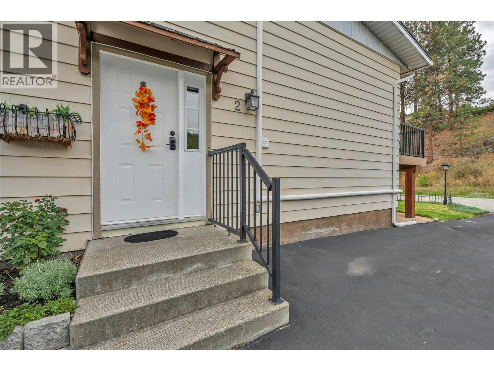 2-11318 W Jubilee Road, Summerland, BC, V0H 1Z0