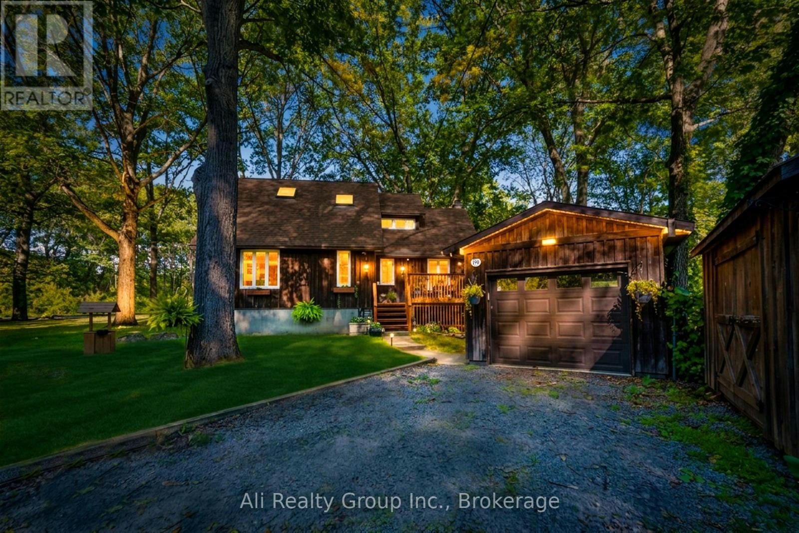 190 Woods Road, Ottawa, ON, K0A 3M0