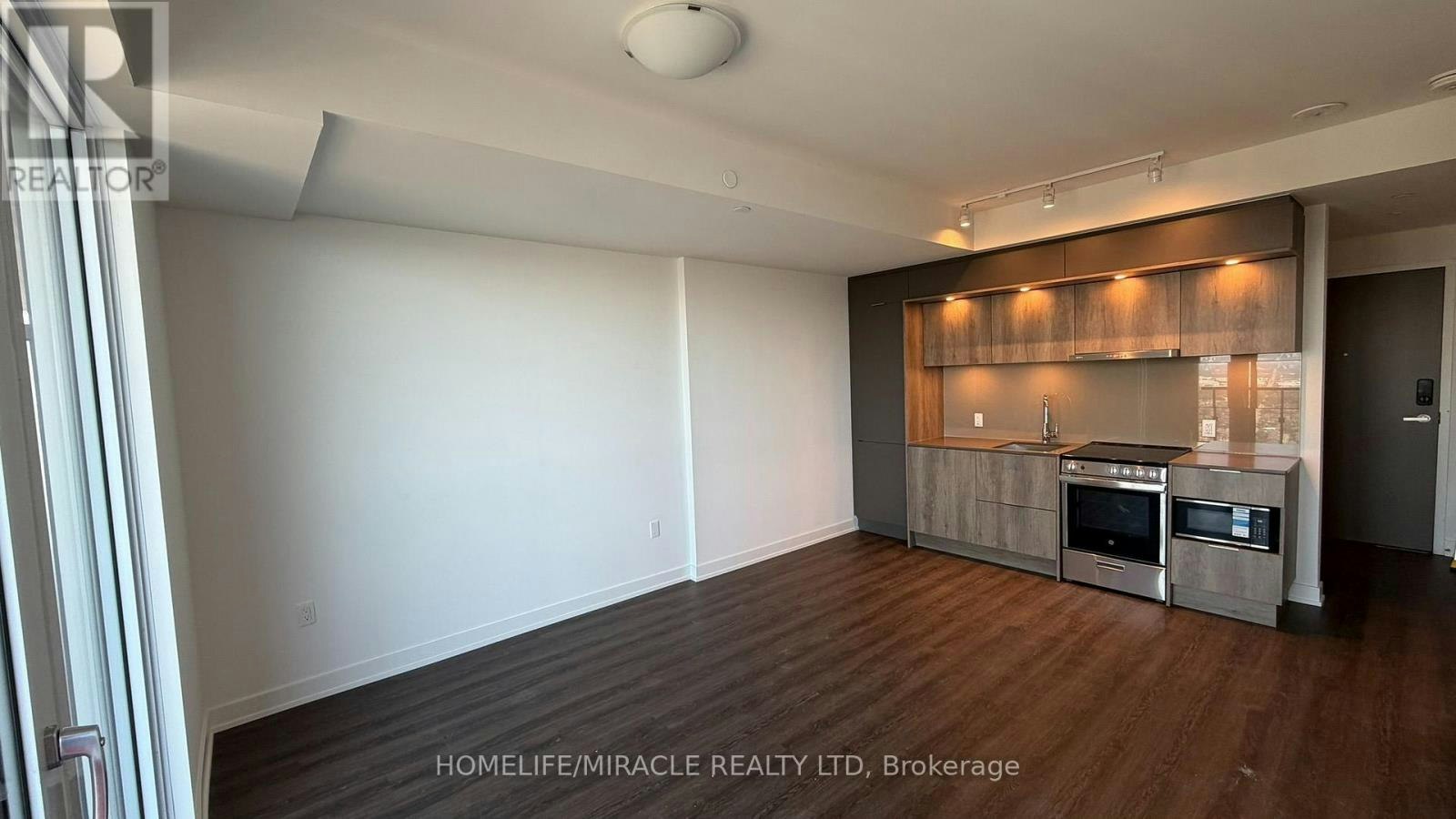 7304-448 Burnhamthorpe Road W, Mississauga, ON, L5B 0R4 - 10