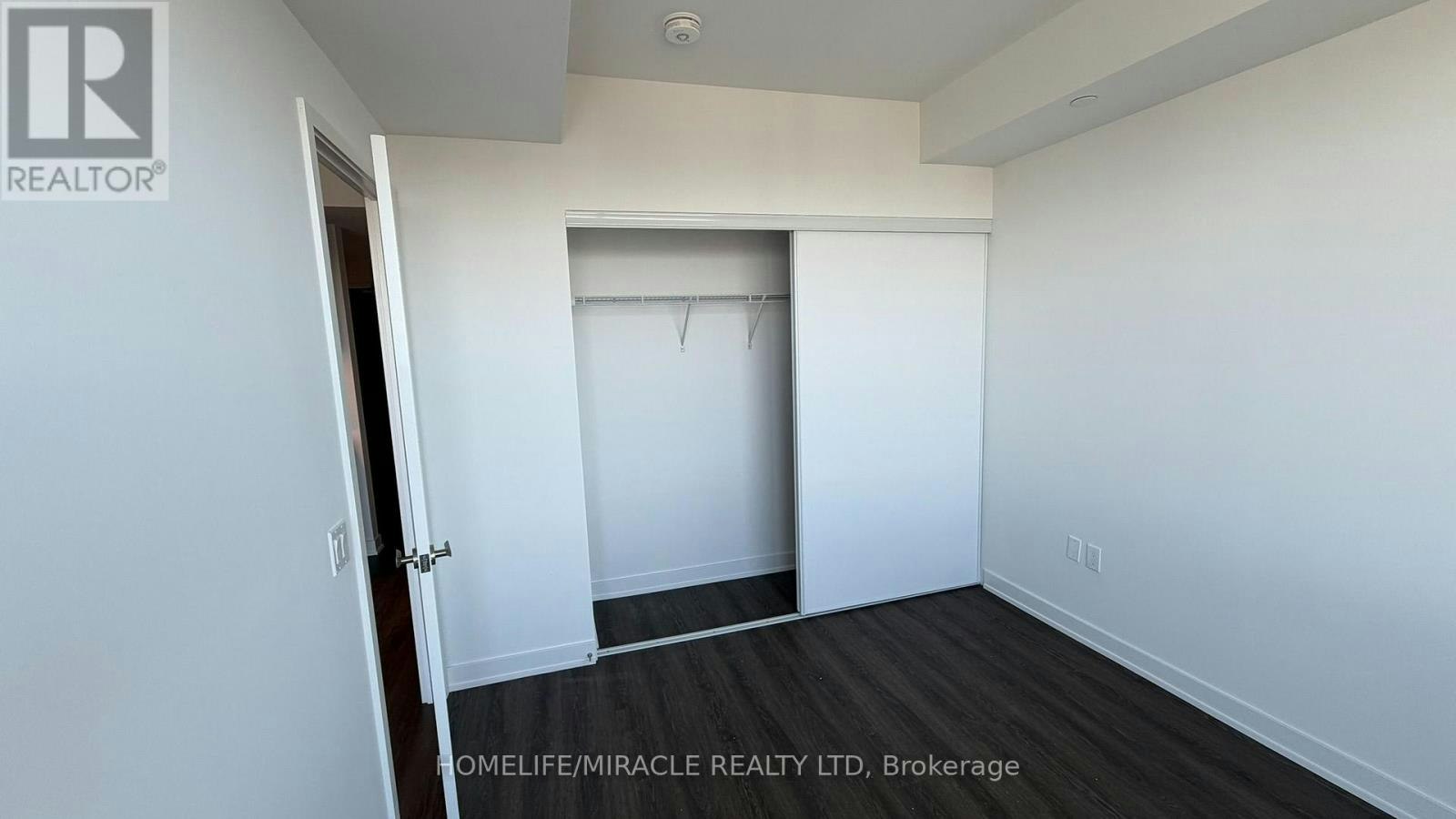 7304-448 Burnhamthorpe Road W, Mississauga, ON, L5B 0R4 - 14