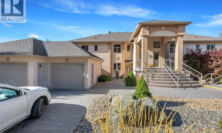 27-83 Peregrine Way