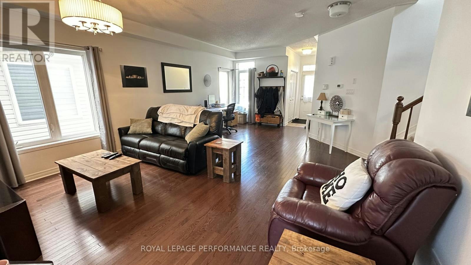 368 Antigonish Avenue, Ottawa, ON, K4A 0T9 - 3