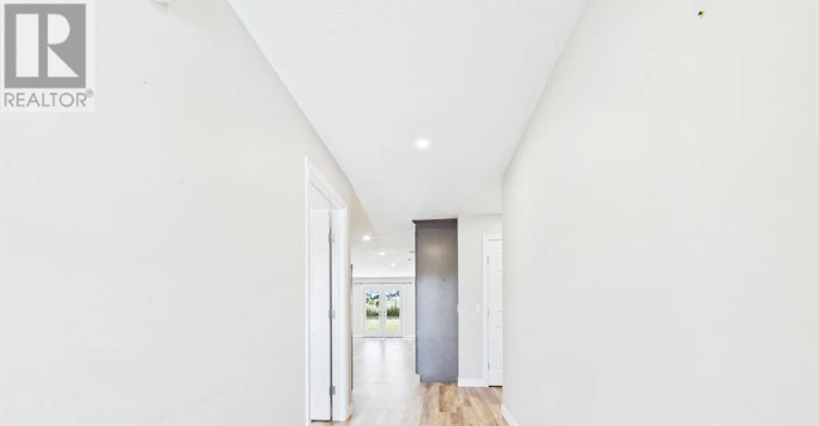 3-91135 Belmore Line, Howick, ON, N0G 2X0 - 2