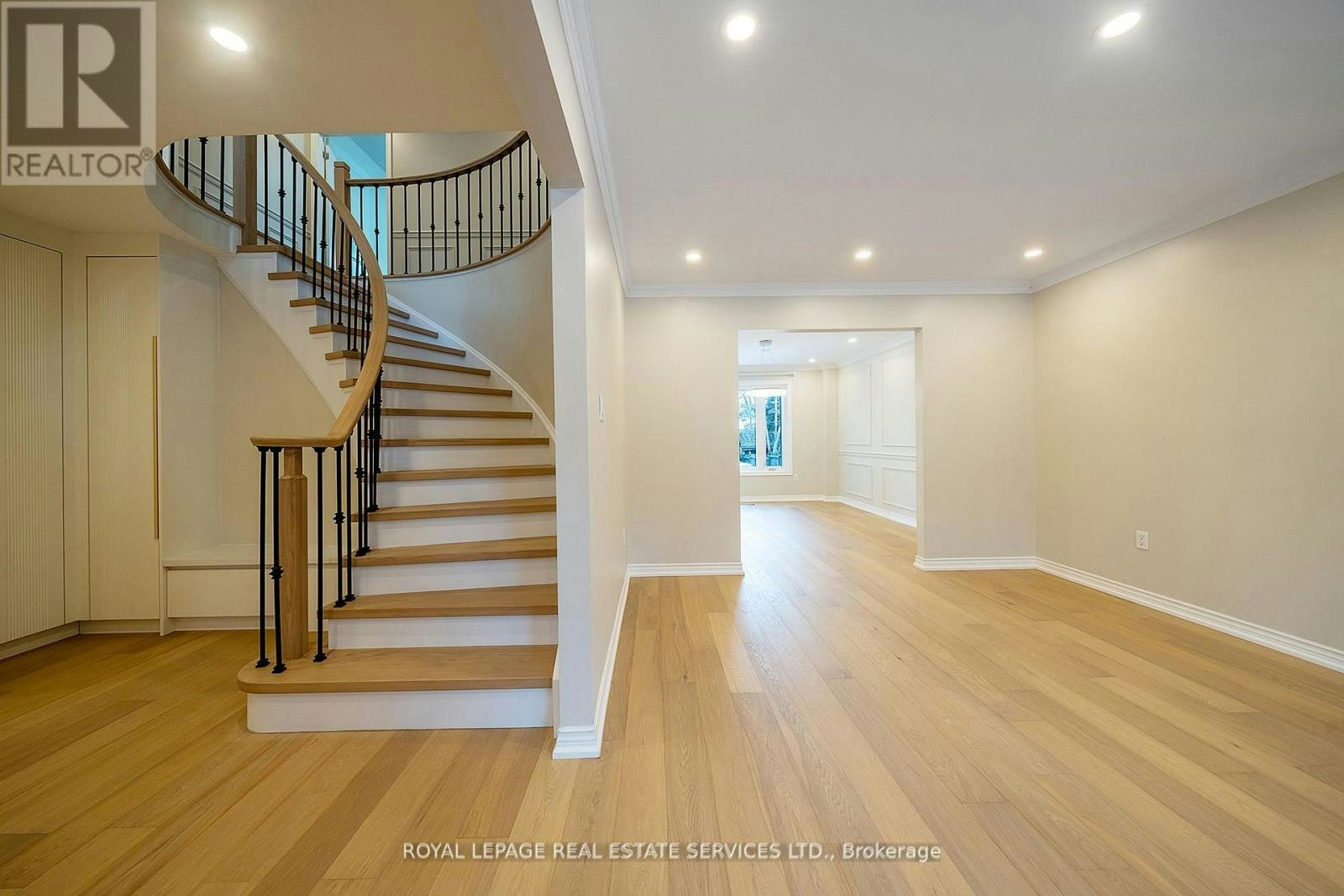 UPPER-2300 Cheverie Street, Oakville, ON, L6J 6B2 - 3