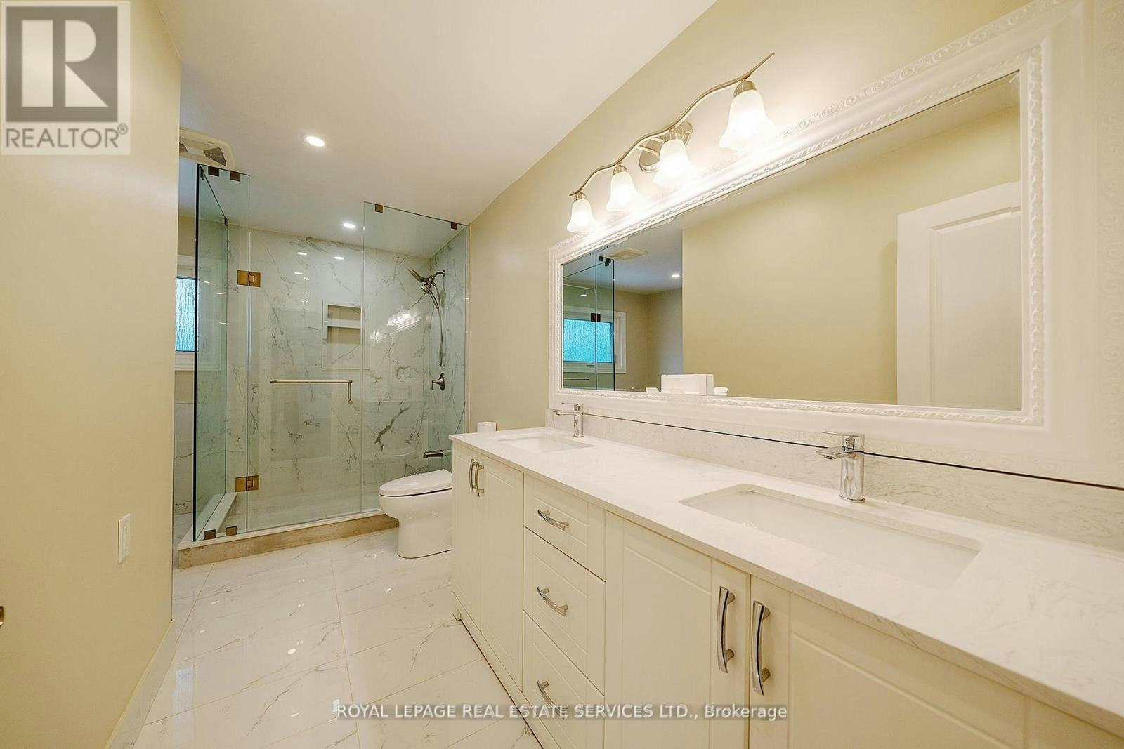 UPPER-2300 Cheverie Street, Oakville, ON, L6J 6B2 - 18