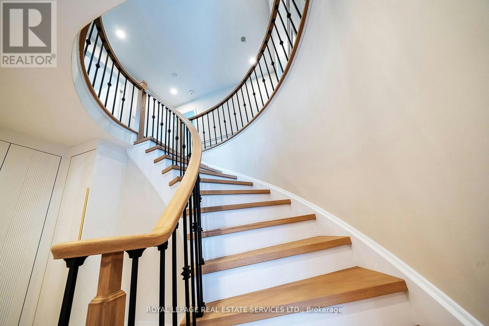 UPPER-2300 Cheverie Street, Oakville, ON, L6J 6B2 - 15