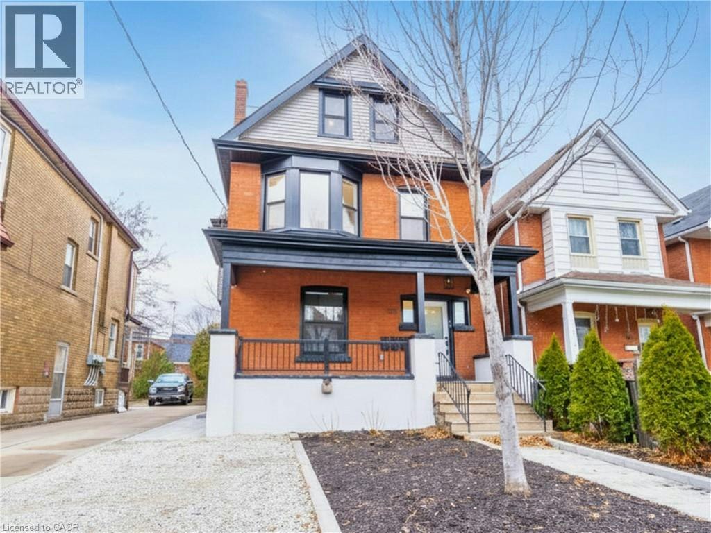 204 Balsam Avenue S, Hamilton, ON, L8M 3B8