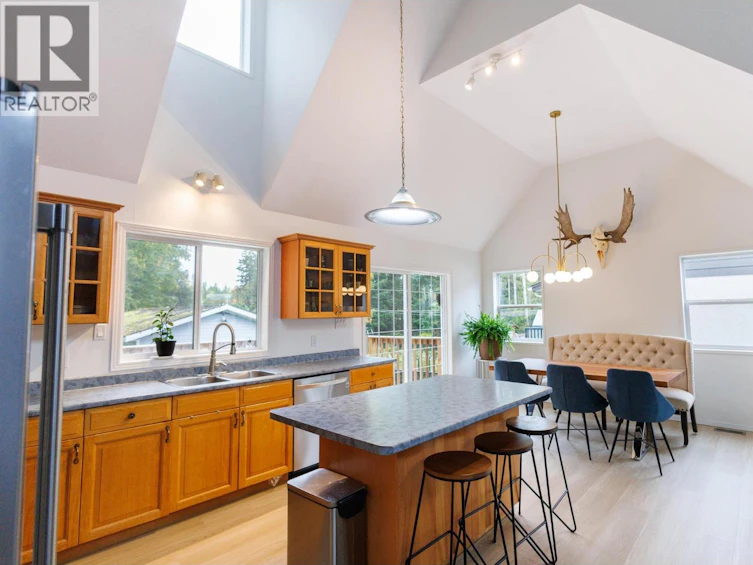 4902 Haugland Avenue, Terrace, BC, V8G 1H4 - 9