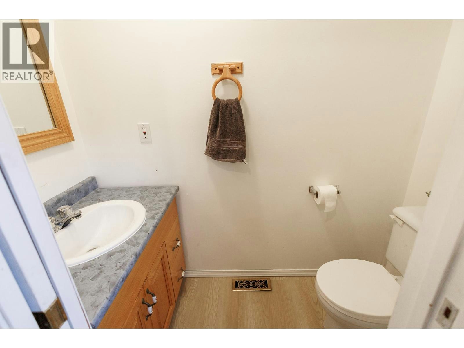 4902 Haugland Avenue, Terrace, BC, V8G 1H4 - 15