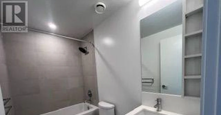 702-7890 Jane Street, Vaughan, ON, L4K 4R6 - 8