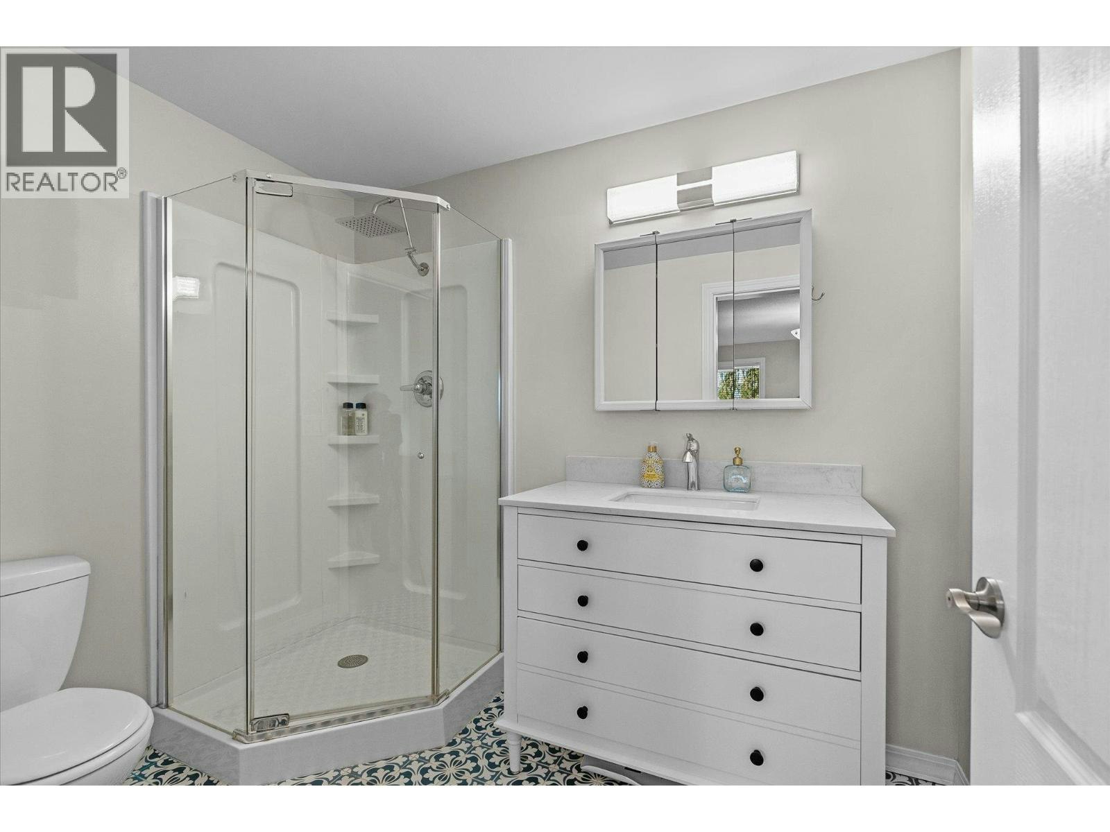 3050 Collens Hill Road, West Kelowna, BC, V1Z 1P5 - 30