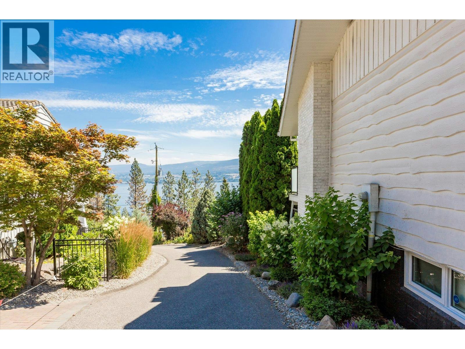 3050 Collens Hill Road, West Kelowna, BC, V1Z 1P5 - 40