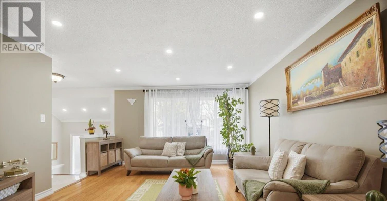 7217 Fayette Circle, Mississauga, ON, L5N 1Y5 - 4
