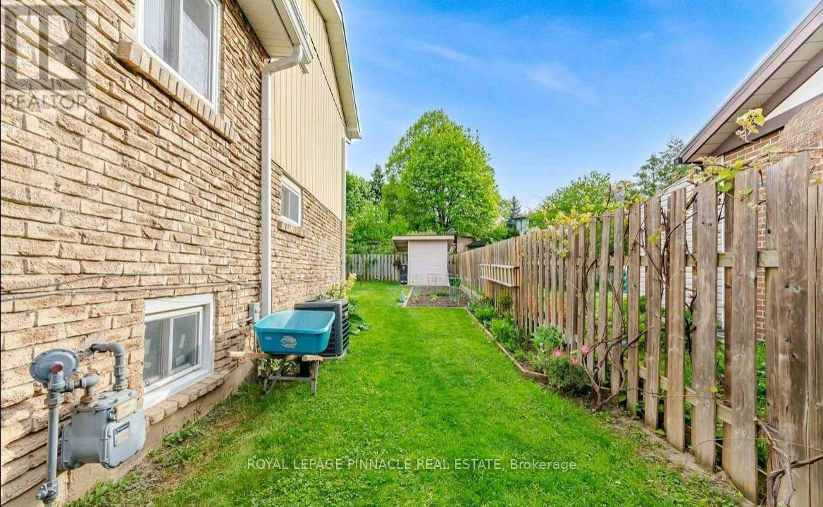 7217 Fayette Circle, Mississauga, ON, L5N 1Y5 - 32
