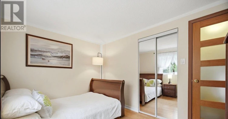 7217 Fayette Circle, Mississauga, ON, L5N 1Y5 - 14