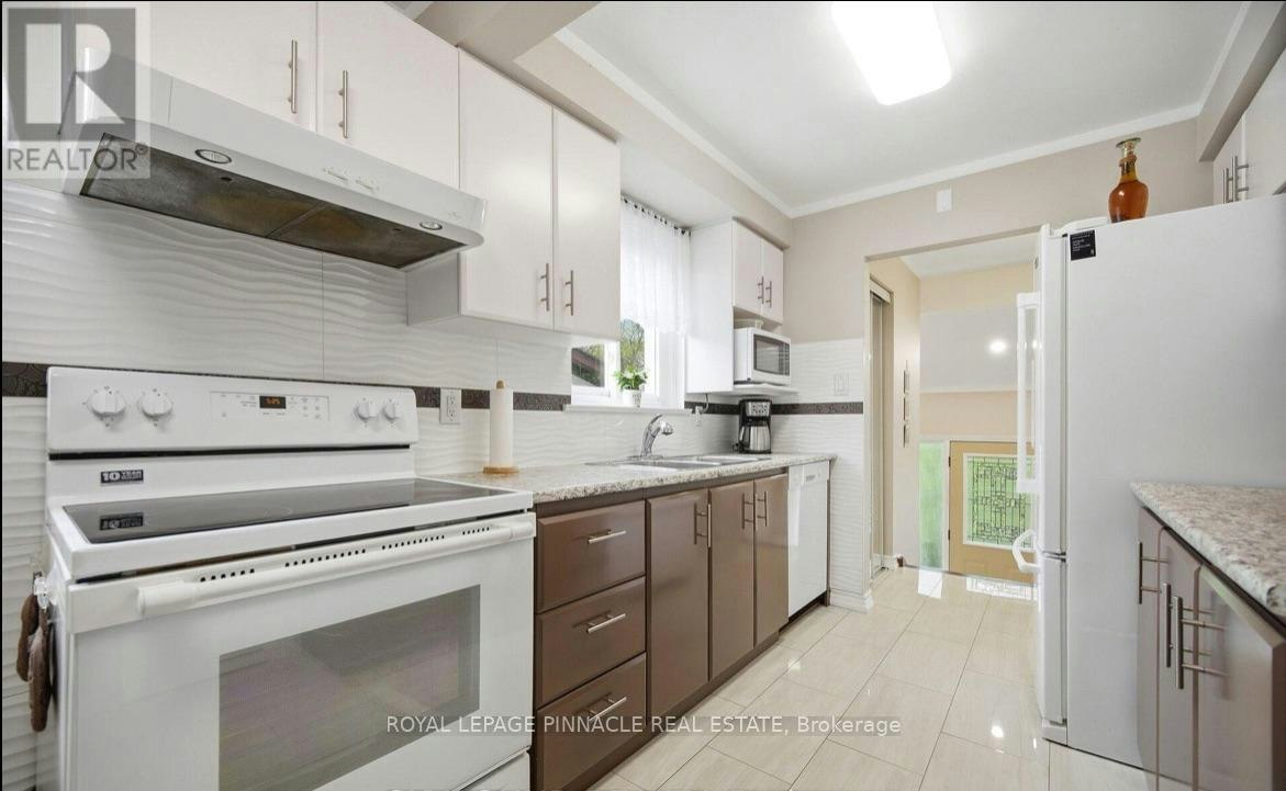 7217 Fayette Circle, Mississauga, ON, L5N 1Y5 - 8