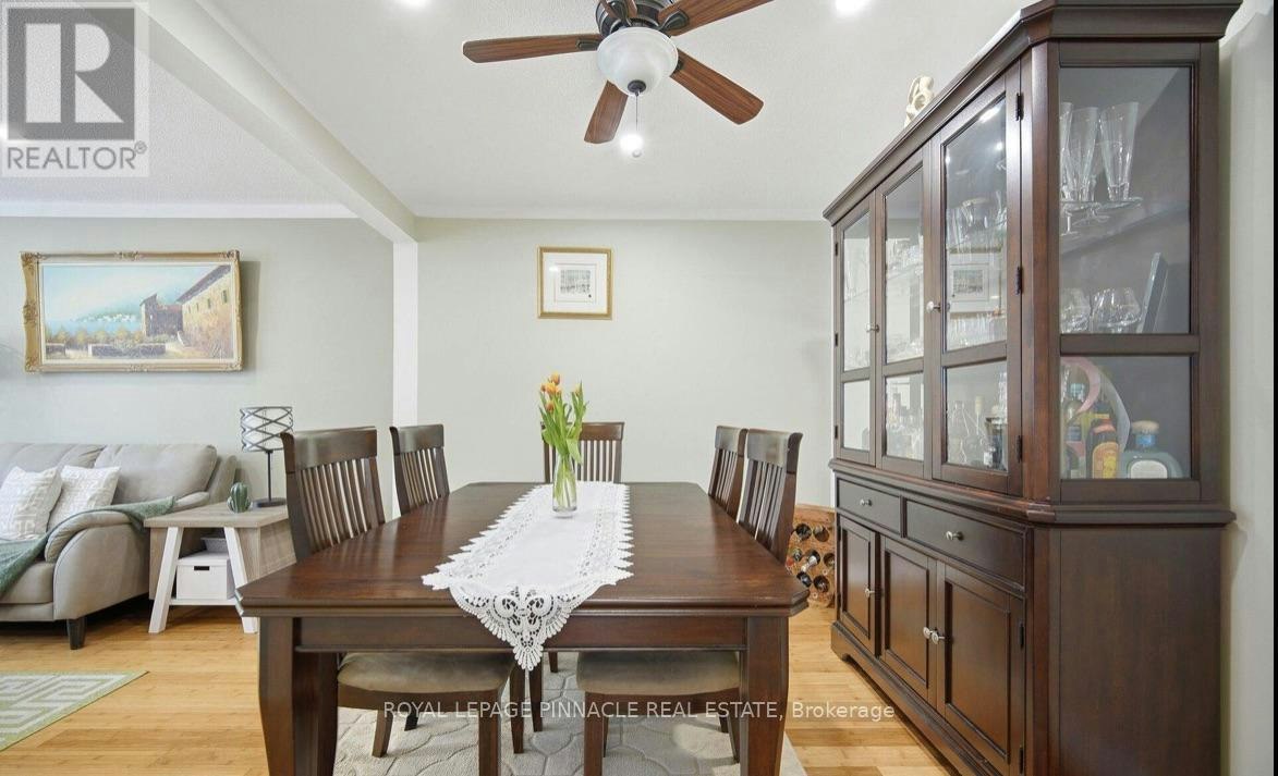 7217 Fayette Circle, Mississauga, ON, L5N 1Y5 - 6