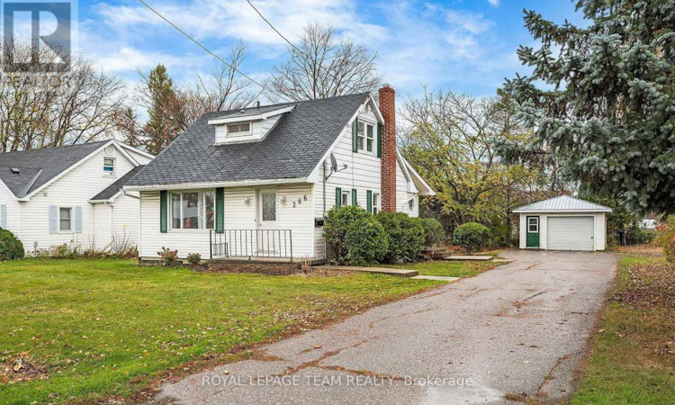 266 Daniel Street S