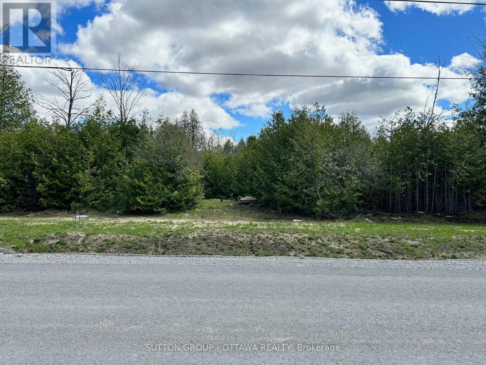6256 Nick Adams Road E, Ottawa, ON, K4P 1H2