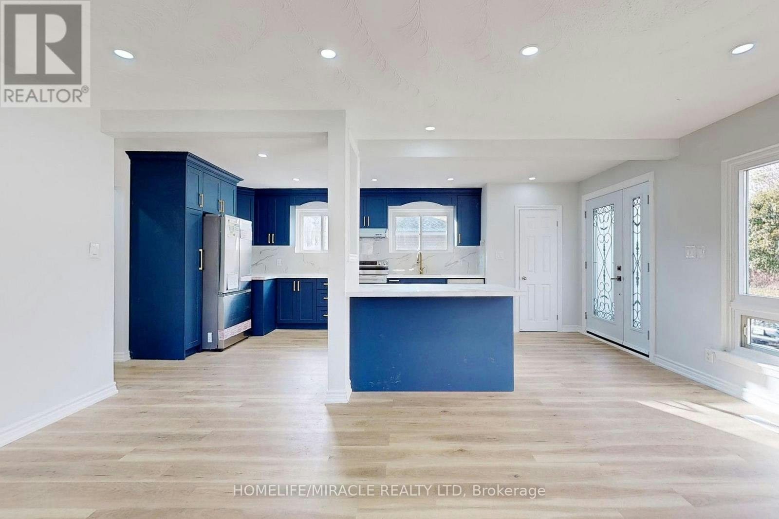 MAIN FLOOR-253 Wilson Road N, Oshawa, ON, L1G 6E3 - 4
