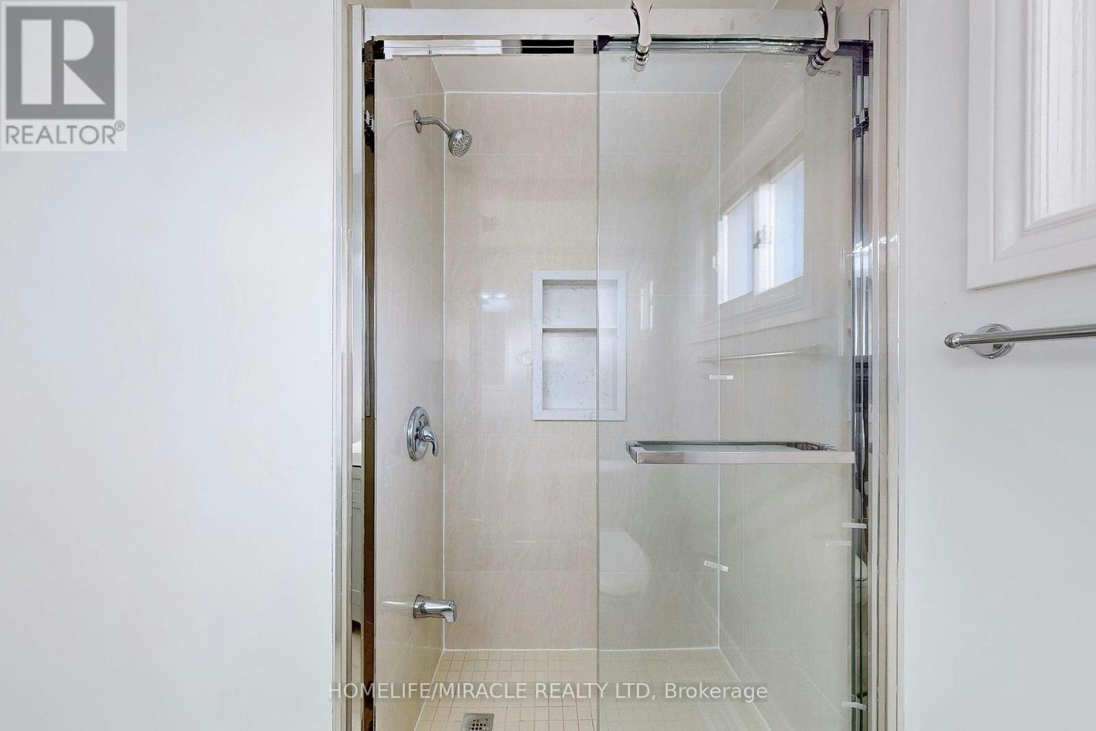 MAIN FLOOR-253 Wilson Road N, Oshawa, ON, L1G 6E3 - 24