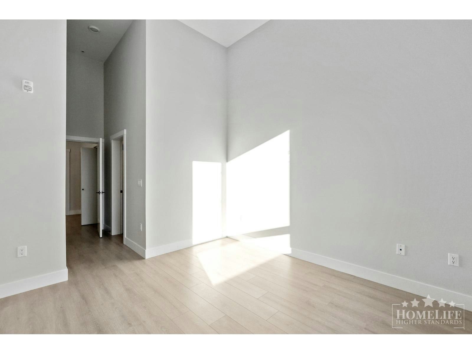 103-14858 60 Avenue, Surrey, BC, V3S 0B5 - 11