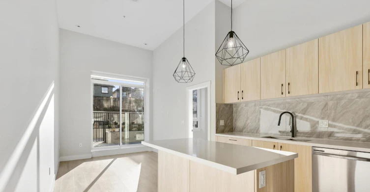 103-14858 60 Avenue, Surrey, BC, V3S 0B5 - 3