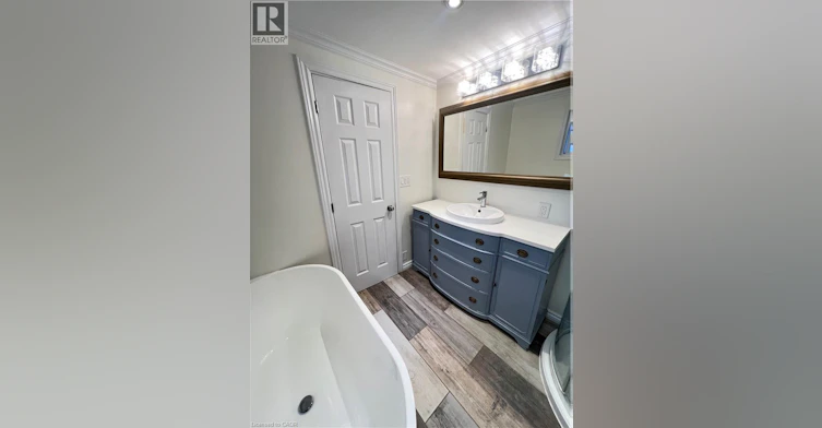 275 Sekura Street, Cambridge, ON, N1R 3R4 - 14
