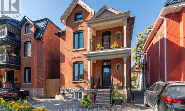 33 Argyle Avenue