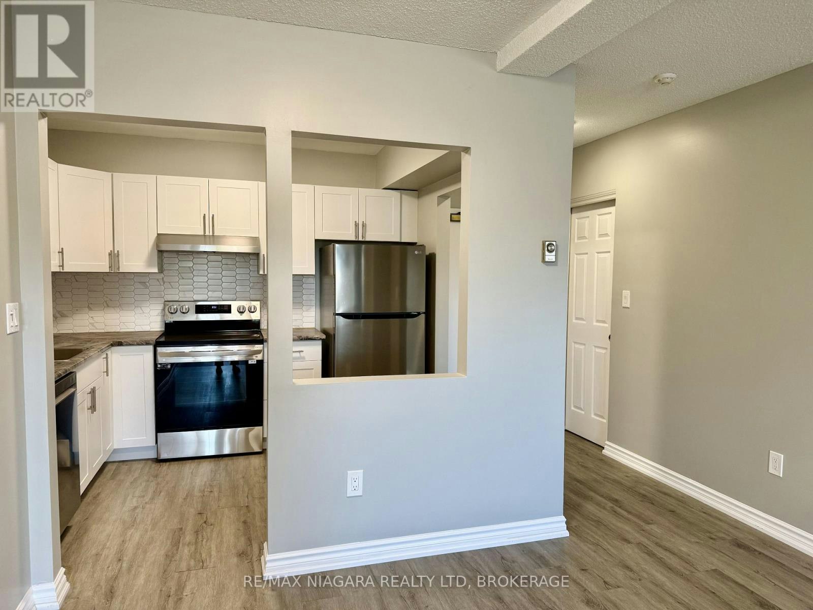 202-6837 Thorold Stone Road, Niagara Falls, ON, L2J 1B2 - 13