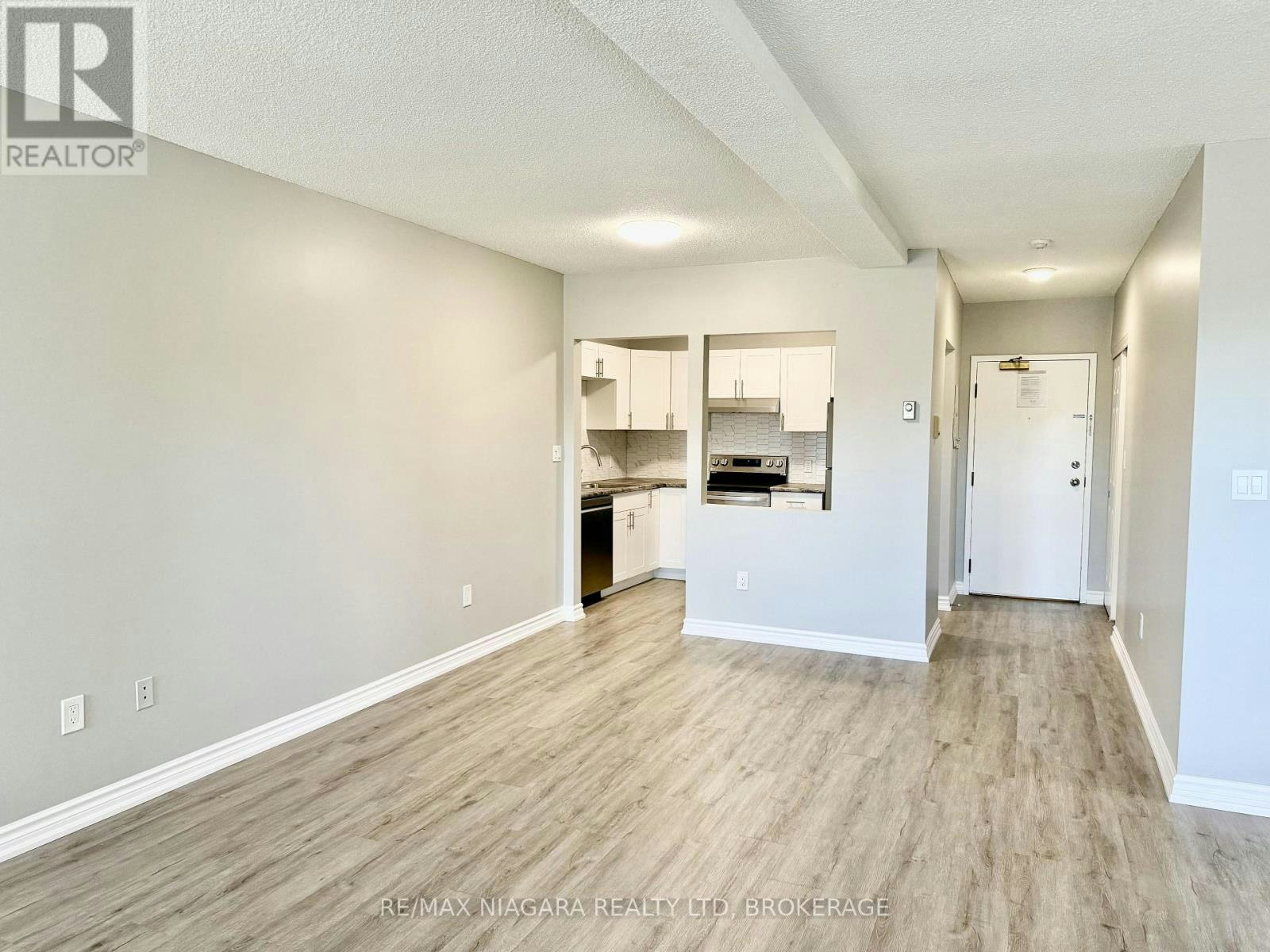 202-6837 Thorold Stone Road, Niagara Falls, ON, L2J 1B2 - 16