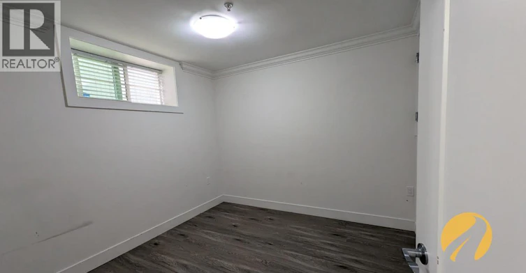 5477 Wales Street, Vancouver, BC, V5R 3M9 - 12