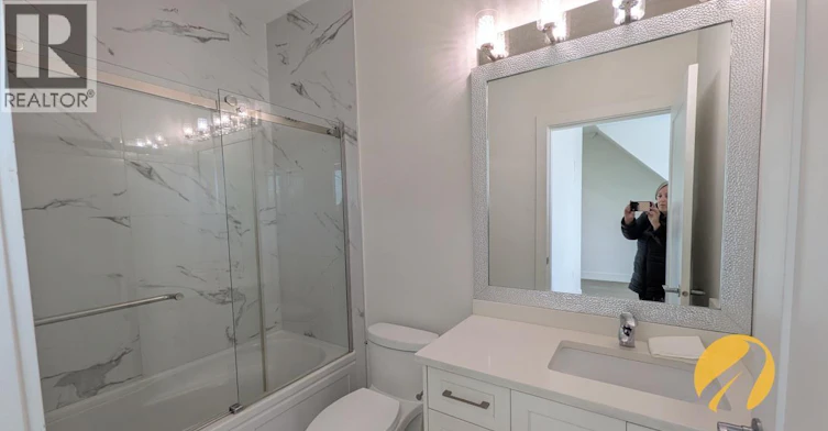 5477 Wales Street, Vancouver, BC, V5R 3M9 - 17