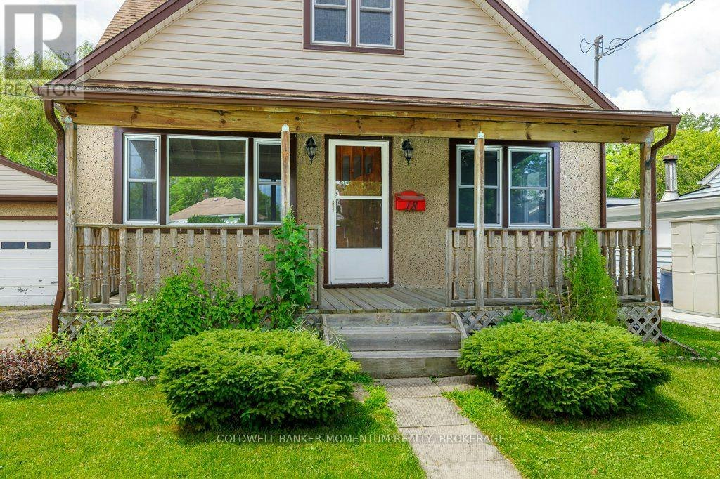 18 Pietz Avenue, Welland, ON, L3C 1Z4