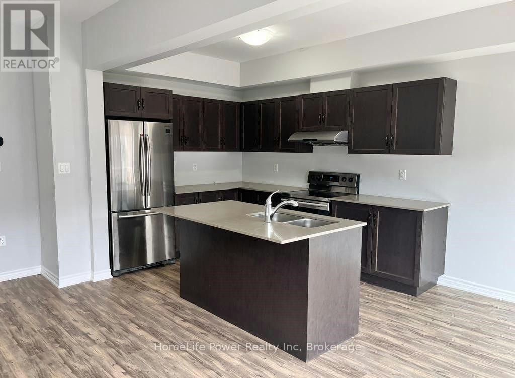 40-324 Equestrian Way, Cambridge, ON, N2E 2M6 - 2