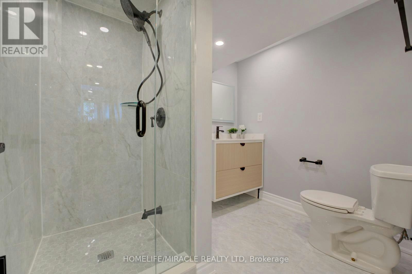 85 Silverstone Drive, Toronto, ON, M9V 3G4 - 10