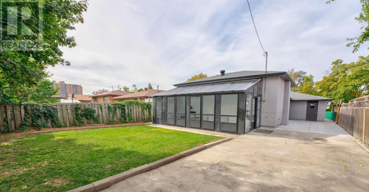 85 Silverstone Drive, Toronto, ON, M9V 3G4 - 17