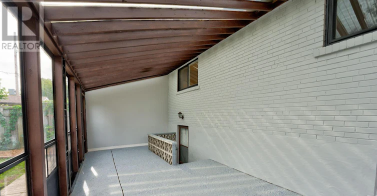 85 Silverstone Drive, Toronto, ON, M9V 3G4 - 3
