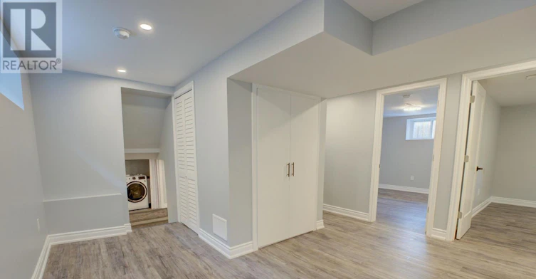 85 Silverstone Drive, Toronto, ON, M9V 3G4 - 6