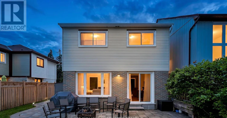 200 Castle Rock Drive, Richmond Hill, ON, L4C 5H7 - 42