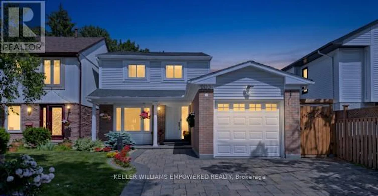 200 Castle Rock Drive, Richmond Hill, ON, L4C 5H7 - 2